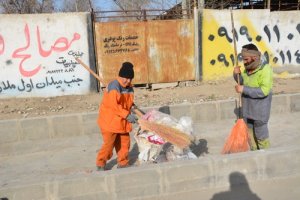 مرحله ای از اجرای طرح جمعه های جهادی شهرداری ملارد  دوازدهم اسفند ماه 