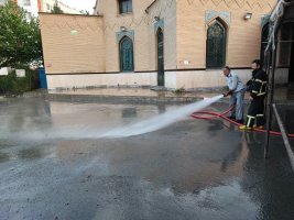 آتش نشانان شهر ملارد آماده به خدمت نمازگزاران در عید سعید فطر 