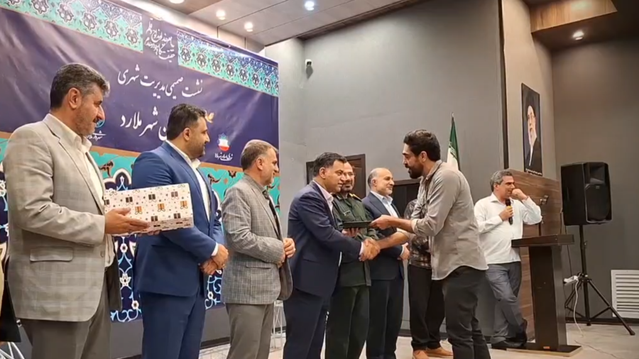 نشست صمیمی شهردار و اعضای شورای ملارد با هنرمندان؛ تأکید بر حمایت فرهنگی و مشارکت هنرمندان در توسعه شهر