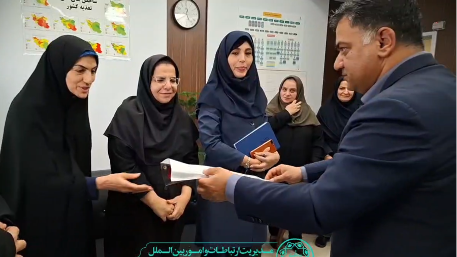 تجلیل از مدافعان سلامت؛ شهردار و رئیس شورای اسلامی ملارد با پرستاران دیدار کردند
