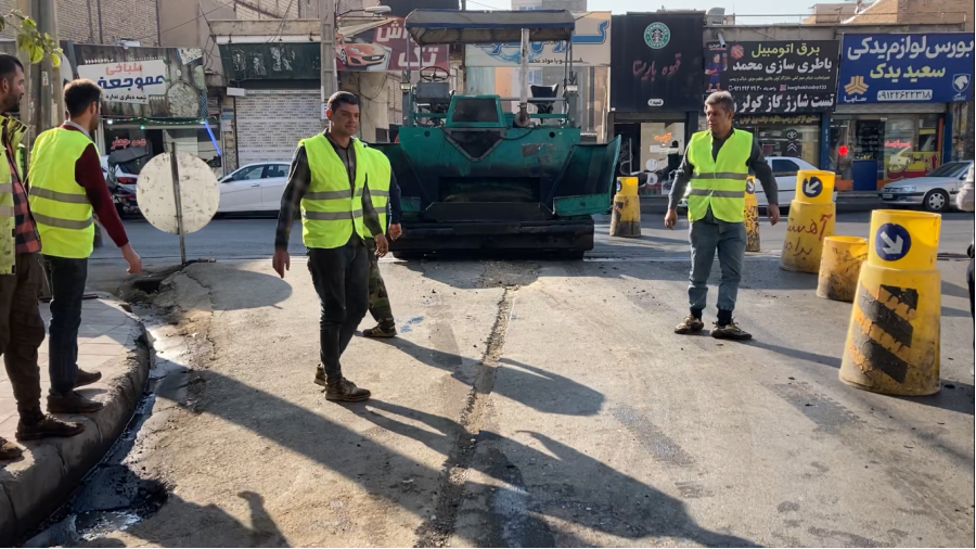 شهردار ملارد با تاکید بر عزم جدی برای توسعه زیرساخت‌ها؛ بازدید سرزده از پروژه آسفالت خیابان‌های یاس و مریم مارلیک