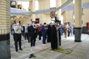 میز خدمت در مصلی نماز جمعه شهر ملارد برگزار شد