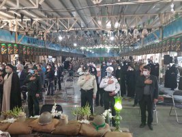 گلباران مزار شهدا به مناسبت هفته دفاع مقدس