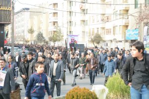 گزارش تصویری از راهپیمایی مردم ملارد در روز شهادت سپهبد حاج قاسم سلیمانی