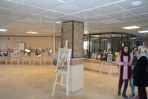 برگزاری نمایشگاه نقاشی در شهرداری ملارد به روایت تصویر