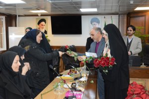 تجلیل از بانوان شهرداری ملارد به مناسبت گرامیداشت مقام والای مادر و روز زن