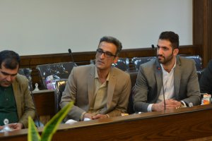 نشست فرهنگی ورزشی کولیوند شهردار ملارد با اساتید خانه فرهنگ