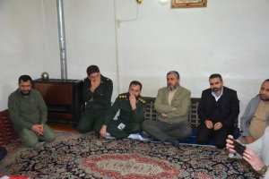 دیدار بهمنی شهردار ملارد با خانواده شهدای شهر ملارد   