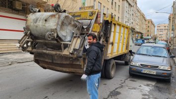 همت و کار وتلاش در جمعه جهادی آخر سال ۱۴۰۲