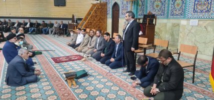 دیدارشهردارواعضای شورای اسلامی شهر با نمازگزاران مسجد جامع خامس آل عبا 