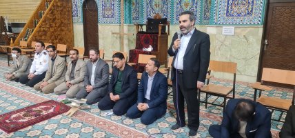 دیدارشهردارواعضای شورای اسلامی شهر با نمازگزاران مسجد جامع خامس آل عبا