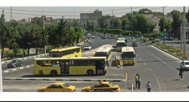 خدمات رسانی مطلوب تاکسیرانان و اتوبوس داران در پایانه مسافربری میدان شهدای ملارد