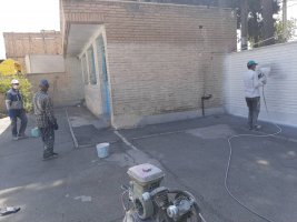 رنگ آمیزی دیوار های مدرسه حدیثه