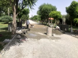 ادامه عملیات کفپوش بوستان ملت ملارد توسط معاونت امور زیربنایی و ترافیک شهرداری ملارد