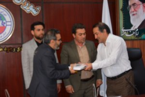 خیر نیک اندیش ملاردی تامین بخشی از بودجه ساخت و بهره برداری از گرمخانه را متقبل شد.