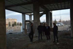 بازدید میدانی شهردار ملارد از روند پیشرفت پروژه خانه فرهنگ بانوان شهر ملارد 