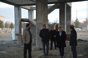 بازدید میدانی شهردار ملارد از روند پیشرفت پروژه خانه فرهنگ بانوان شهر ملارد 