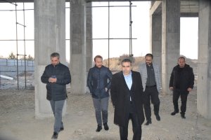 بازدید میدانی شهردار ملارد از روند پیشرفت پروژه خانه فرهنگ بانوان شهر ملارد 