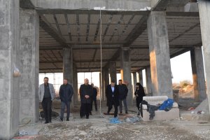 بازدید میدانی شهردار ملارد از روند پیشرفت پروژه خانه فرهنگ بانوان شهر ملارد 