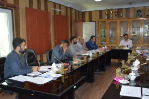 جلسه کمیته درآمد با حضور اعضاء در محل دفتر معاونت توسعه مدیریت و منابع شهرداری برگزار شد.