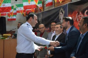 آیین تجلیل از مردان حماسه و آتش با حضور مدیریت شهری شهر ملارد 