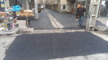 اجرای عملیات روکش آسفالت کوچه های ۲۲ و ۲۳ خیابان آیت الله کاشانی