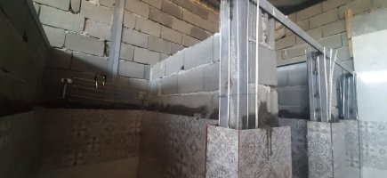 احداث سوله ورزشی شهیدان سنگ سفیدی ملارد با سرعت پیش می رود