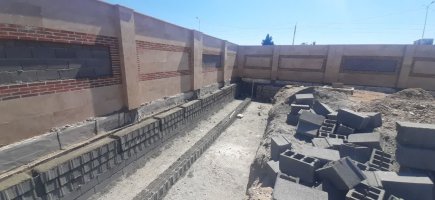 احداث سوله ورزشی شهیدان سنگ سفیدی ملارد با سرعت پیش می رود