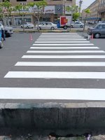 اجرای خط کشی عابر پیاده با رنگ دوجزئی در بلواررسول اکرم (ص )