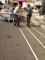 نصب تابلوهای راهنمایی و خط کشی پیاده رو توسط شهرداری ملارد