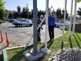 ساماندهی تابلوهای راهنمایی ورانندگی در بلواررسول اکرم (ص)