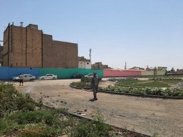 آغاز عملیات رنگ آمیزی دیوارهای بوستان یاس توسط سازمان فضای سبز شهرداری ملارد