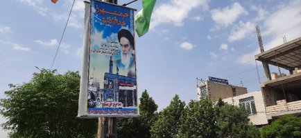 فضاسازی شهر و نصب پرچم و بنر به مناسبت فرارسیدن سوم خرداد